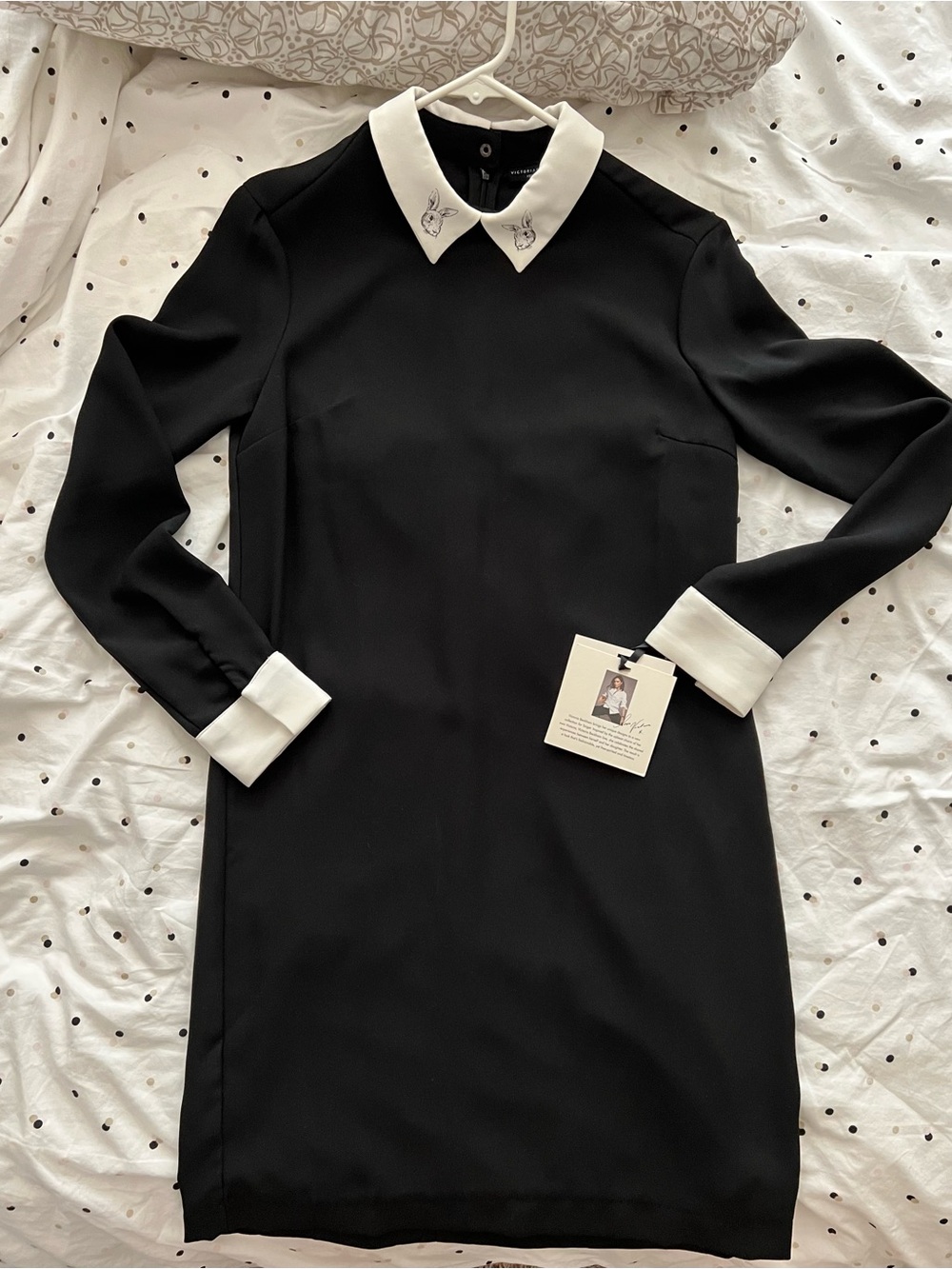 Victoria Beckham Black Long Sleeve Shift Dress with White Collar and Cuffs